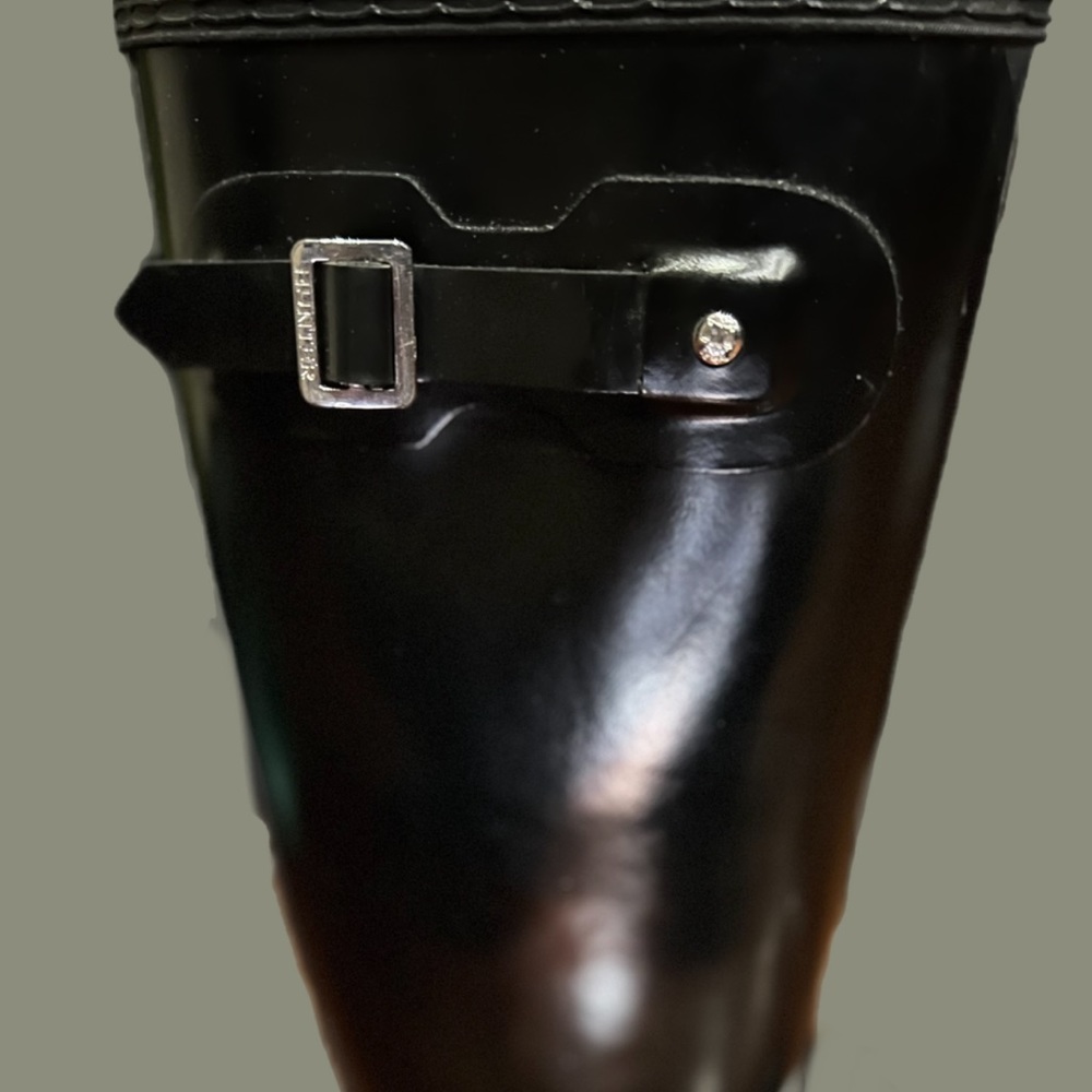 Hunter Women's Original Tall Gloss Rain Boots - Picture 12 of 14